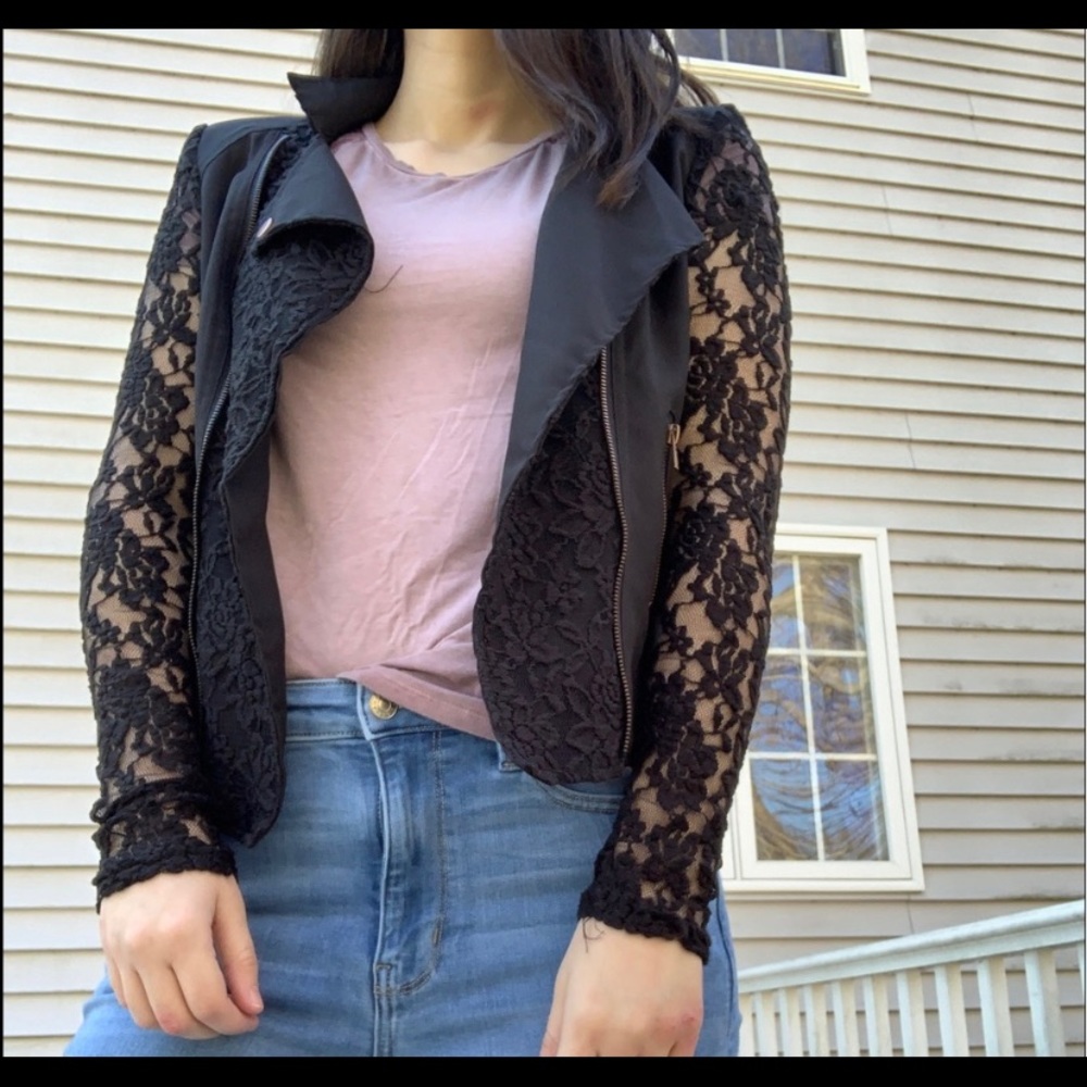 Red Snap Rocker Jacket Size Large Lace Sleeves - Picture 13 of 13